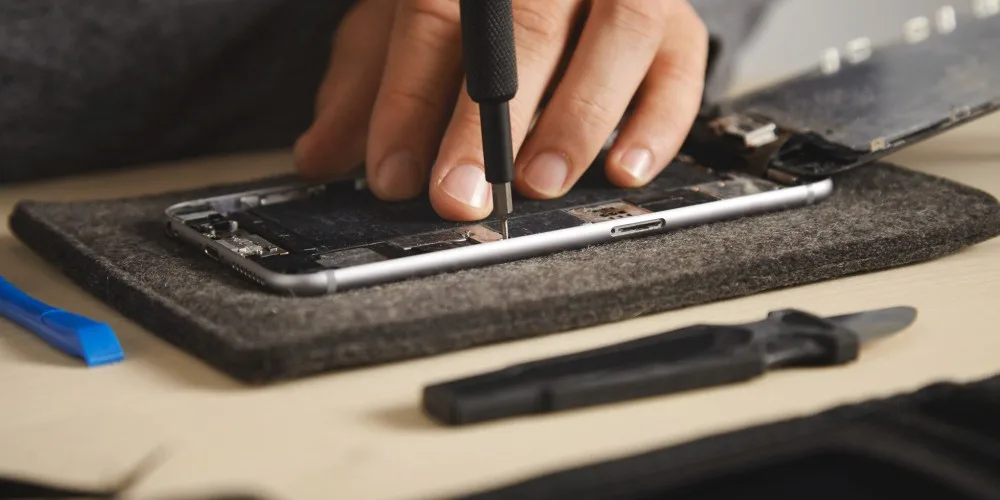 Get iPhone Repair in Vancouver
