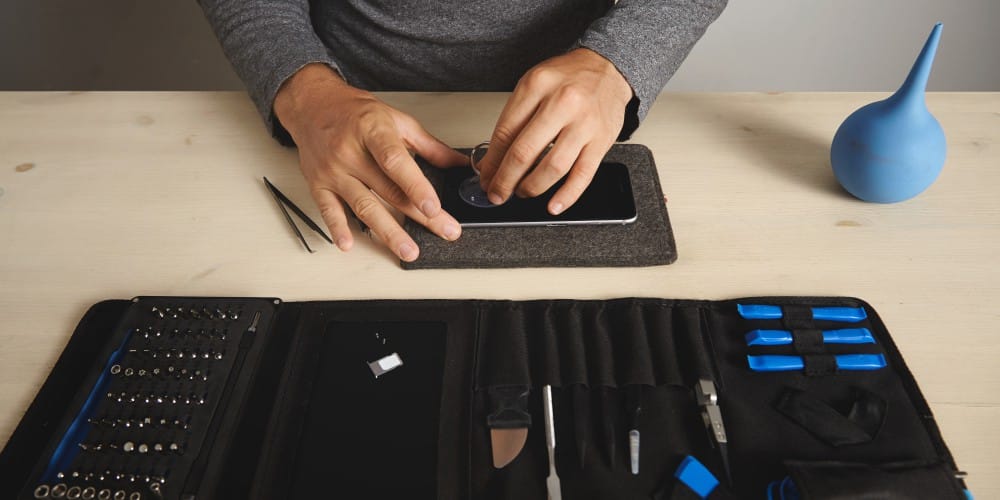 Signs Your Cell Phone Likely Needs Repair